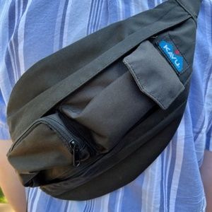 PERFECT CONDITION Kavu Mini Rope Bag - Jet Black